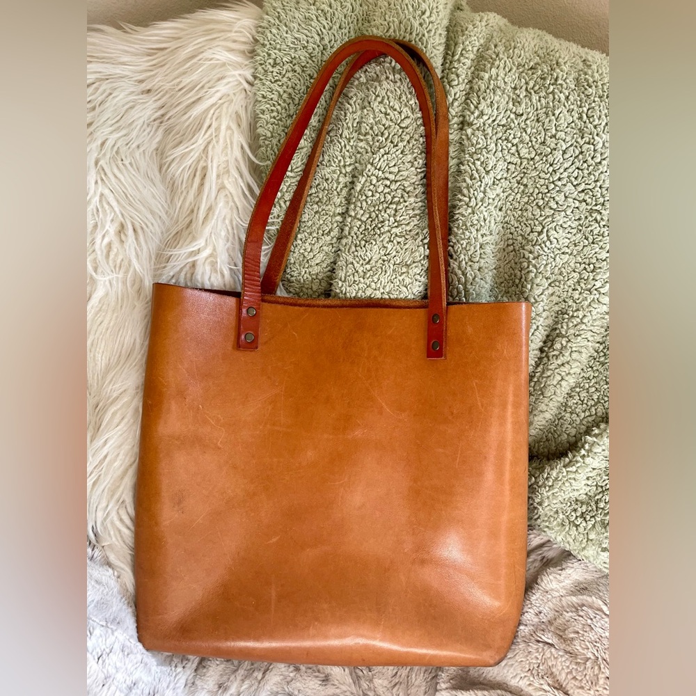 Vintage tan brown leather tote bag purse